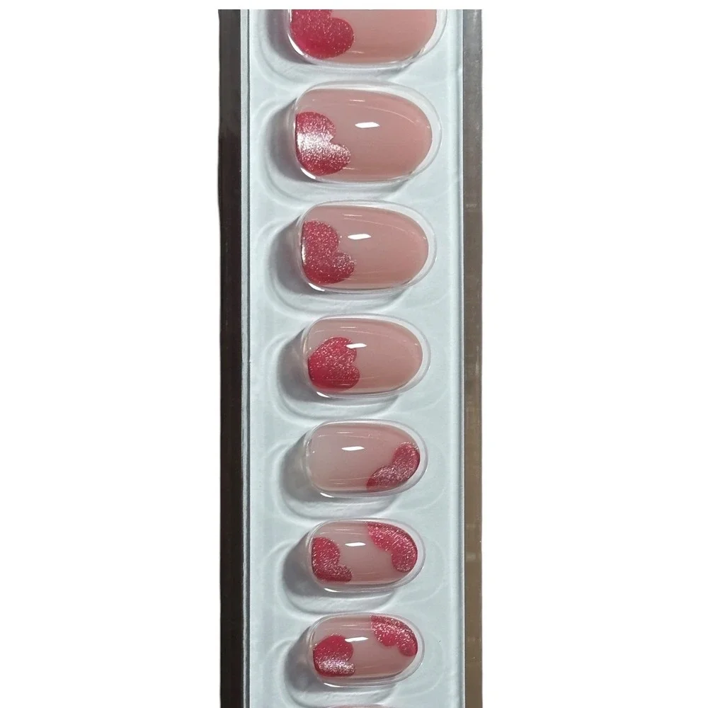 Static Nails Velvet Hearts Round Short Pop-On Manicure Press On Nails 32ct Pink